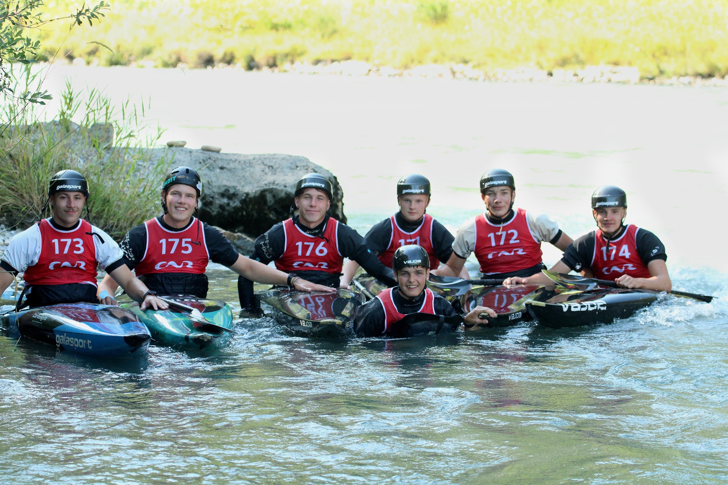 Trainingsgruppe des CKV beim Kanuslalom-Wettkampf