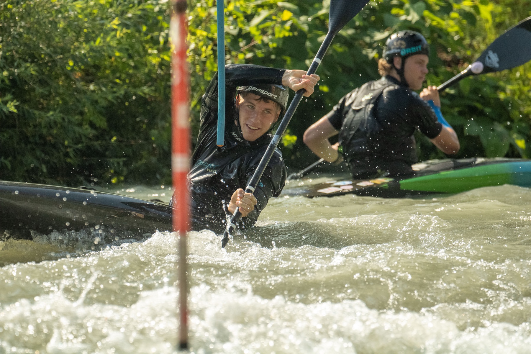 Trainingseinheit im Wildwasserkanal